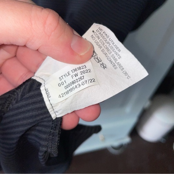 Under Armour The Performance Polo Black and Grey Stripes - Picture 2 of 5